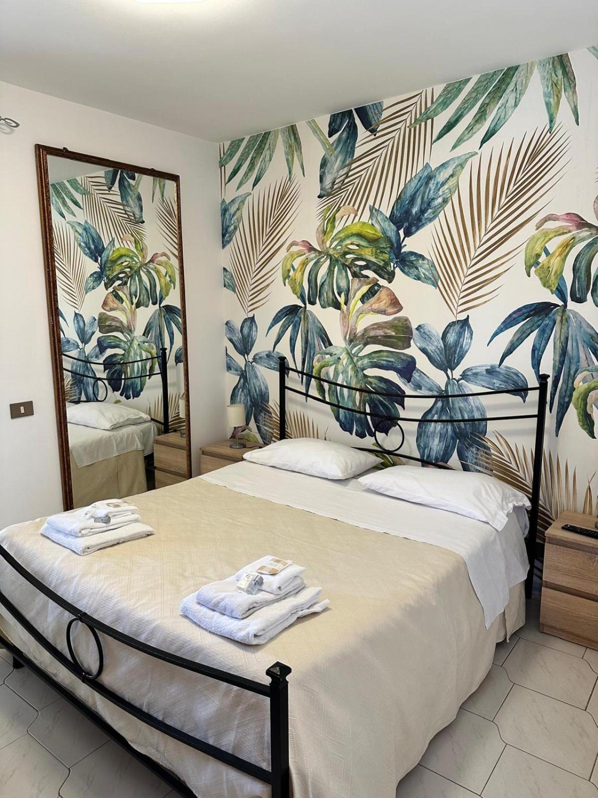 Sicily In Love 2 - Rooms & Breakfast Taormina Exteriör bild